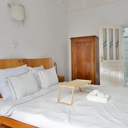 Buda House 9